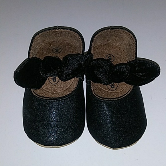 ddBBRw INFANT BABY SHOES SIZE 5 - Picture 1 of 7